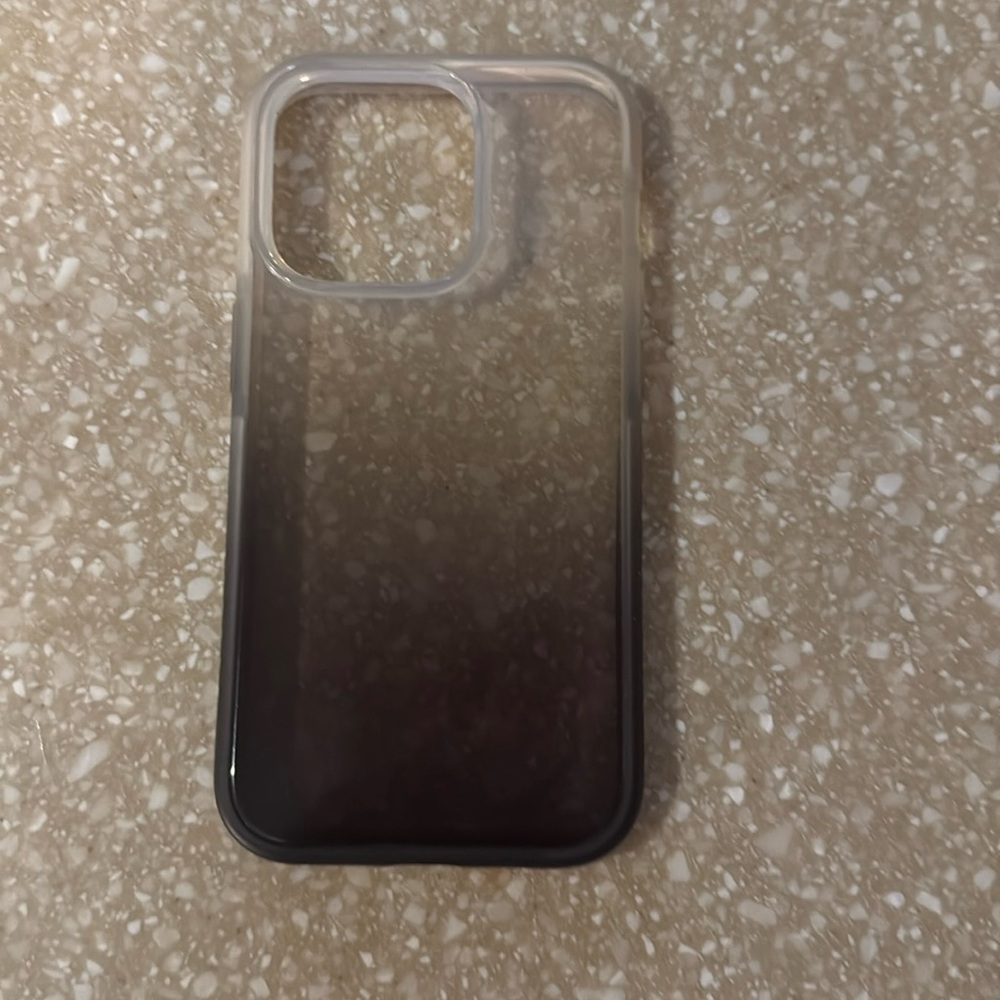 Phone case - Picture 2 of 4